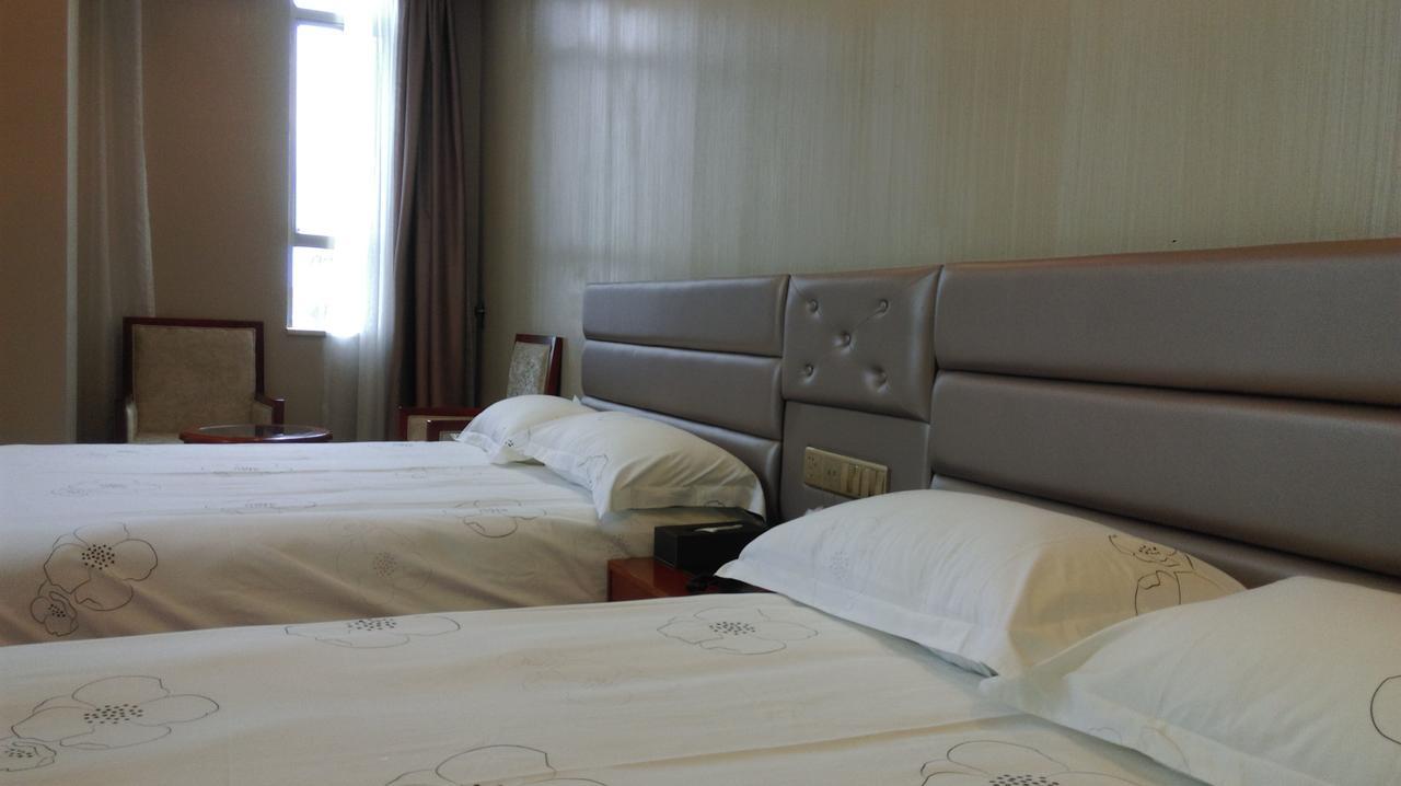 Guangzhou Tie Lv Hotel Εξωτερικό φωτογραφία